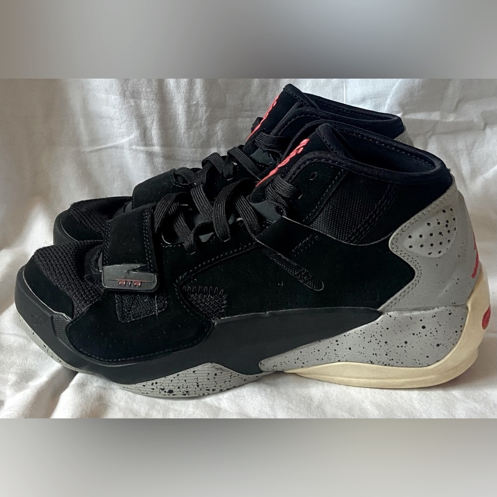 Nike Air Jordan Zion 2 Black Cement GS Trainers Sneakers GS Sz 7Y EUC